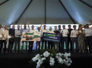 ratinho-junior-libera-r$-264-milhoes-para-novo-maquinario-e-estradas-rurais-da-regiao-de-umuarama