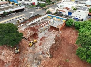 com-limpeza-e-sondagem-do-solo,-obras-do-terminal-de-londrina-comecam-a-ganhar-ritmo