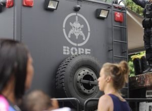 mprj-pede-imagens-de-cameras-dos-pms-da-operacao-no-morro-dos-prazeres