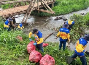 sanepar-mobiliza-350-voluntarios-em-mutirao-de-limpeza-de-rios-no-parana