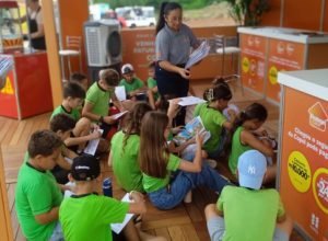copel-orienta-8-mil-estudantes-sobre-o-uso-consciente-de-energia-em-feiras-agropecuarias