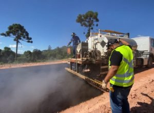 pavimentacao-da-pr-092-em-doutor-ulysses-entra-em-nova-etapa