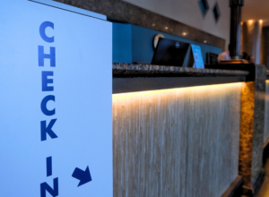 hospedagens-tem-ate-esta-segunda-para-adotar-check-in-digital