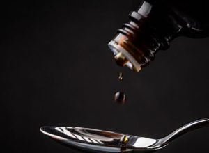 anvisa-suspende-venda-de-xaropes-com-clobutinol