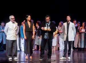 um-dos-maiores-reconhecimentos-artisticos-do-pais:-bale-teatro-guaira-recebe-premio-apca