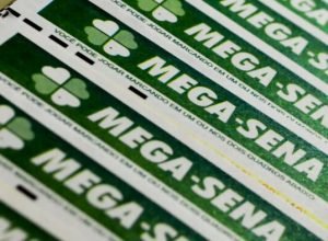 mega-sena-acumula-novamente-e-premio-principal-vai-para-r$-60-milhoes