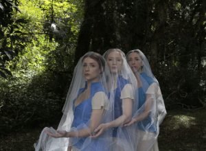 “giselles”:-montagem-do-bale-teatro-guaira-revisita-classico-e-aposta-alto-em-figurino-e-cenario