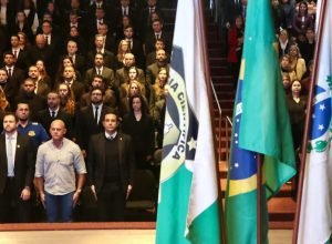 posse-de-136-novos-peritos-e-tecnicos-reforca-atuacao-da-policia-cientifica-do-parana