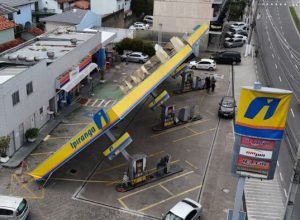 policia-investiga-morte-de-tres-eletrocutados-apos-ventania-no-rio