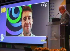 João Pedro Estanqueiro, People Experience Manager da EDP, em Portugal, abordou a estratégia global para o bem-estar organizacional Divulgação