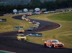 Carros da Stock Car Marcelo Machado de Melo / VICAR / Divulgação