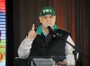 Ágide Meneguette, presidente da FAEP