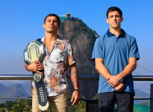 Alexandre Pantoja e Steve Erceg - Buda Mendes_Divulgação UFC.