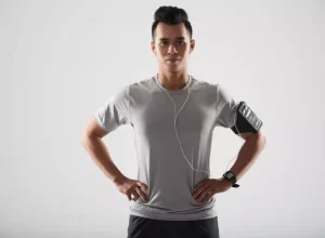 Como-escolher-a-camiseta-ideal-para-o-seu-namorado