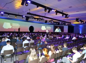o Sicredi é patrocinador do Congresso Empresarial Paranaense, realizado nos dias 24 e 25 de novembro Créditos: divulgação/Faciap