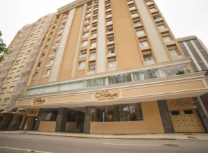 Fachada do Mabu Business Curitiba Divulgação / Mabu