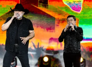 DVD-RIONEGRO-SOLIMOES-EM-UBERLANDIA