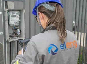 Eletricistas Eleng - substituição de medidores - Redes inteligentes - REI - Ponta Grossa-23