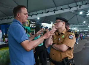 prefeito-colombo-festa-da-uva