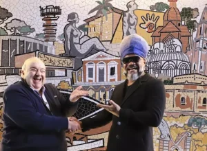 GRECA E CARLINHOS BROWN