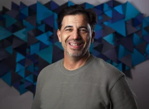 Silvia Zamboni Luciano Cacace (Head no Brasil)