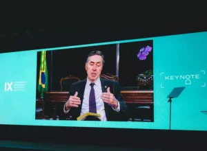 Luiz Roberto Barroso,