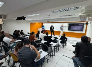 Liga Paranaense Curso Jurídico de Júri Simulado