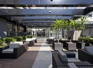 NH Curitiba The Five