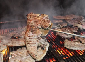 churrasco-pequeno-cotolengo