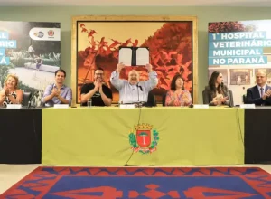 Rafael Greca e Ricardo Barros na estrada