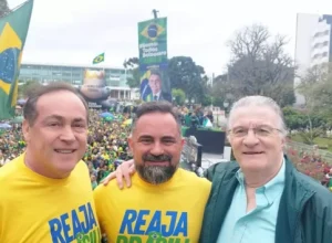 Deputado Federal Reinold Stephanes Jr. , vereador Olímpio Júnior e Ogier Buchi