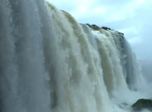 Inverno-cataratas-2-Creditos-Bruna-Nieradka