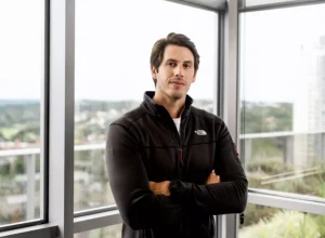 (Luiz Felipe Bazzo, CEO do transferbank)