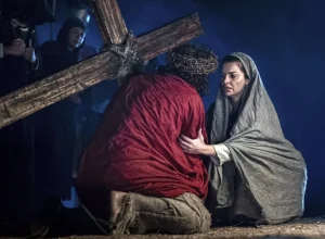 Kike Tavares Mayana Neiva vai interpretar Maria, a mãe de Jesus