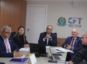 _Presidente-Solomar-Rockembach-conduziu-os-trabalhos-da-sessao-pelnaria-virtual