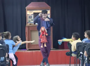 Sai de cima do telhado-foto 14-crédito de Rodrigo Hayalla