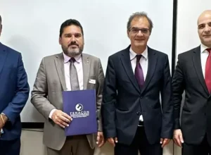 Reunião com Joaquim Donizeti de Almeida – Diretor do Departamento de Ambiente de Negócios, Microempresa e Empresa de Pequeno Porte e Empreendedorismo, MDIC-SEMPE-DAMPE.