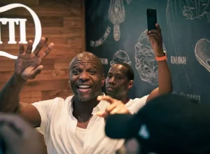 Divulgação Terry Crews visitou o Mercadão de São Paulo nesta sexta-feira