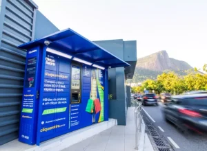 Armário inteligente da Clique Retire