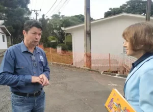 Deputada é recebida pelo presidente da APAE, Paulo Michelon