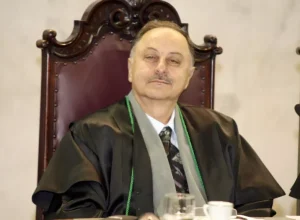 Artagão de Mattos Leão