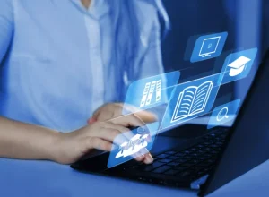 Divulgação - Freepik Informatização das instituições de ensino é pauta de evento online e gratuito