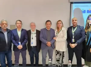 representantes da FACOP estiveram no Chile participando do encontro anual internacional “Factores de la Limpieza”