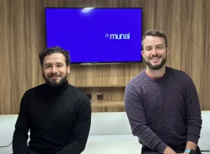 Divulgação Munai Hugo Morales e Cristian Rocha, fundadores da Munai