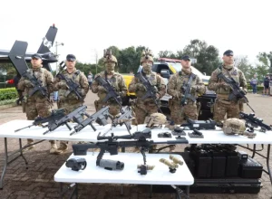 fuzis e policiais_parana