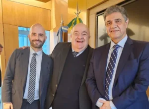 Prefeitos Greca e Macri