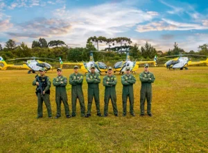 helicópteros pm homens