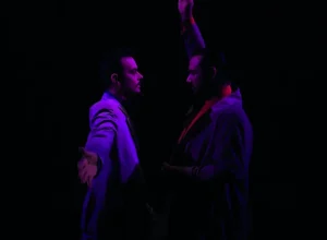 Espetáculo A Perseguição estreia nesta quinta-feira (15)