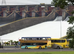 __itaipu turismo