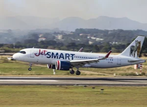 jet smart avião pousando